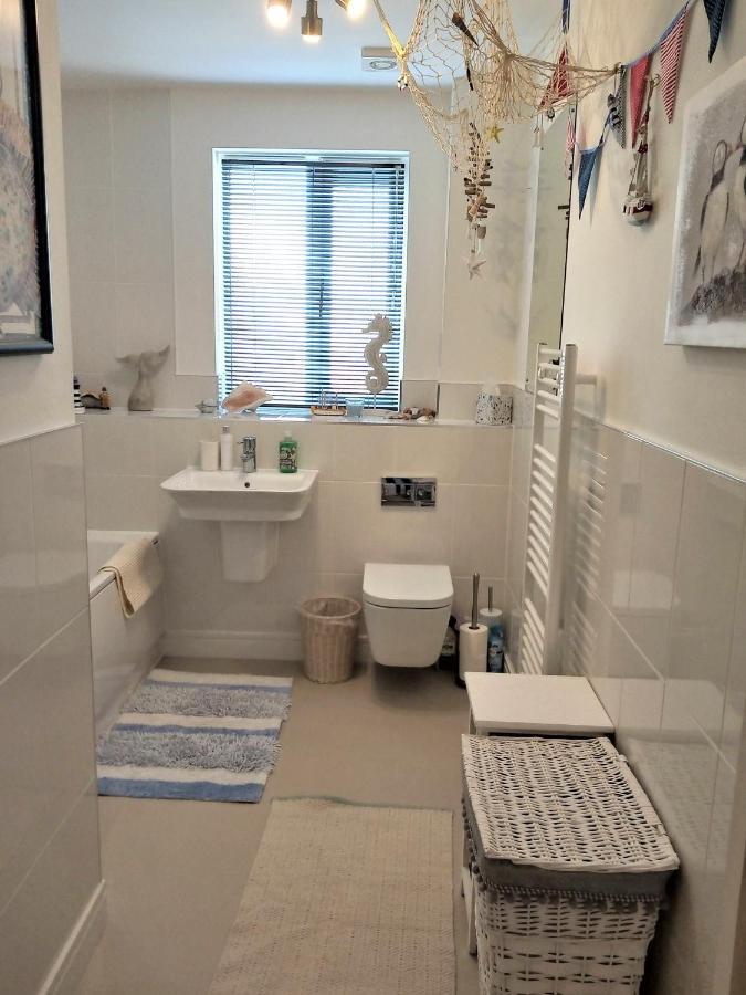 Stunning Apartment, Balconies, Private Beach, Coast Path Charlestown (Cornwall) Eksteriør billede